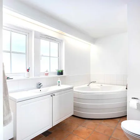 Cozy Summer House In With And Sauna *